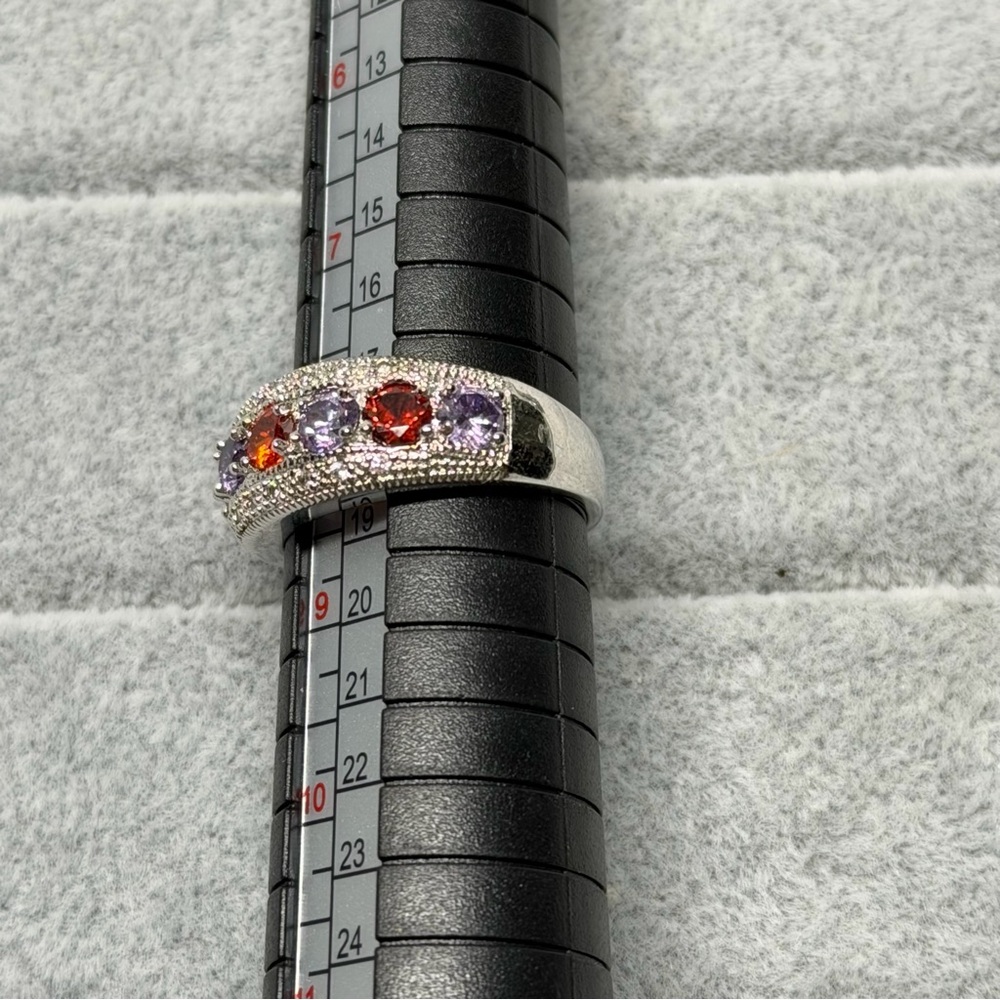Silver Ring - Picture 5 of 10